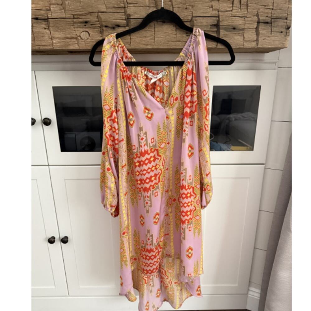 Chelsea & Violet Boho Ikat Print High-Low Off-Shoulder Mini Dress Sz M